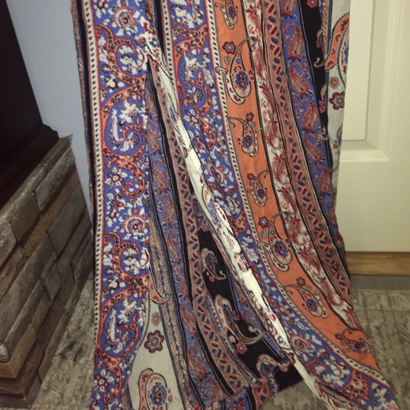 Long bohemian colorful skirt with slit in front - Picture 3 of 7